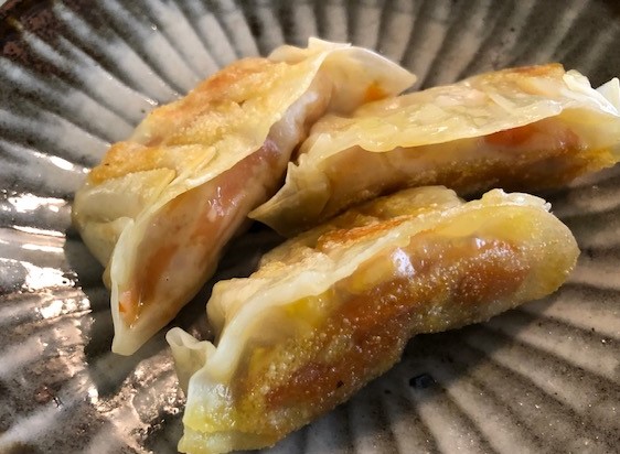 カレー餃子